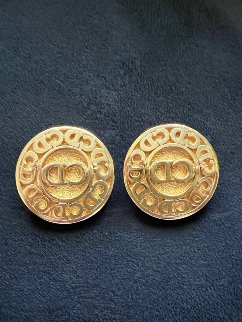 CHRISTIAN DIOR CD LOGO ROUND EARRINGS